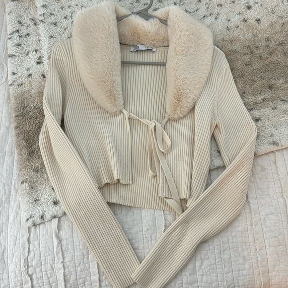 Zara sweater - Picture 1 of 1
